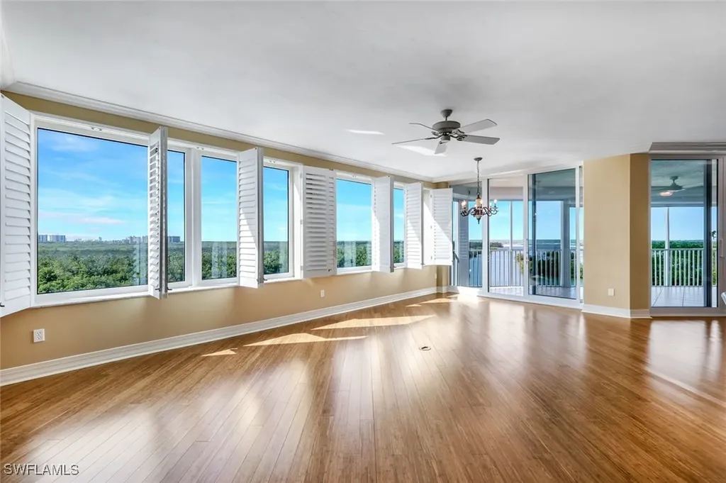 425 Dockside Drive Naples FL 34110