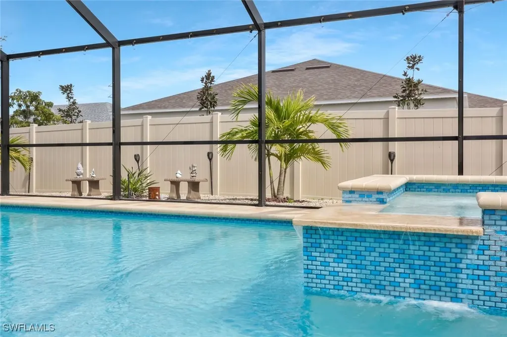 2703 NE 7th Avenue Cape Coral FL 33909