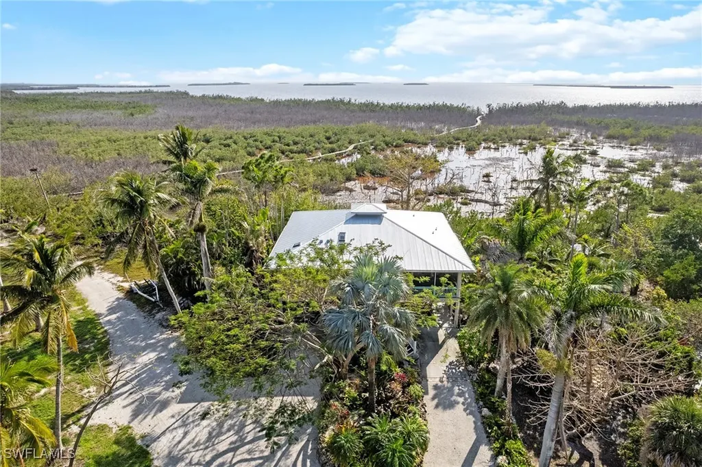 7377 Pineland Road Bokeelia FL 33922