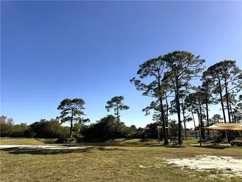 4751 Goebel Road Fort Myers FL 33905