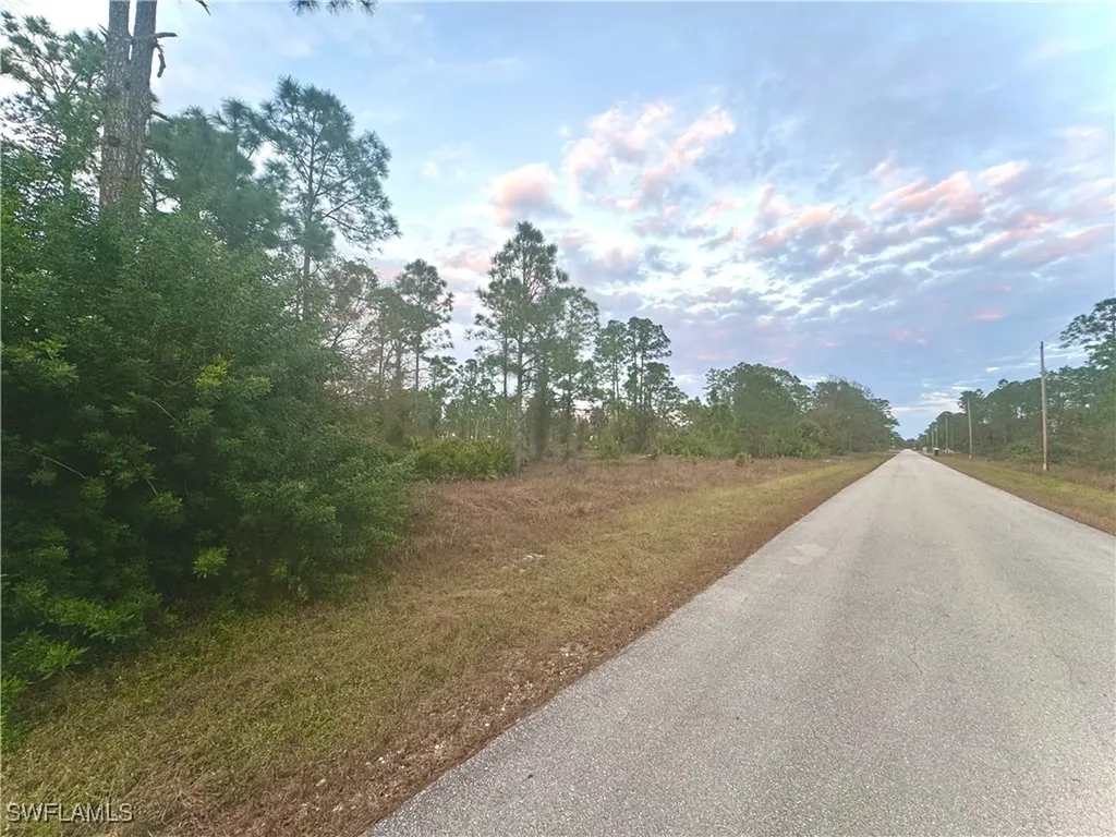 937 Alcalde Street E Lehigh Acres FL 33974