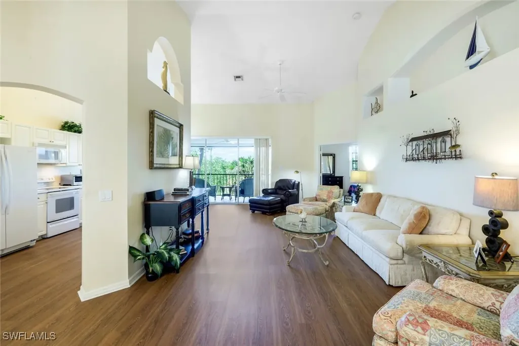 Bonita Springs FL, 4461 Riverwatch Drive, Unit 202