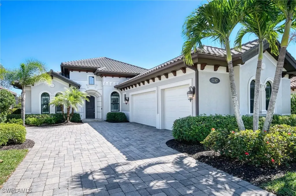 Naples FL, 7247 Lantana Circle