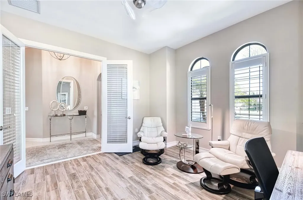 7247 Lantana Circle Naples FL 34119