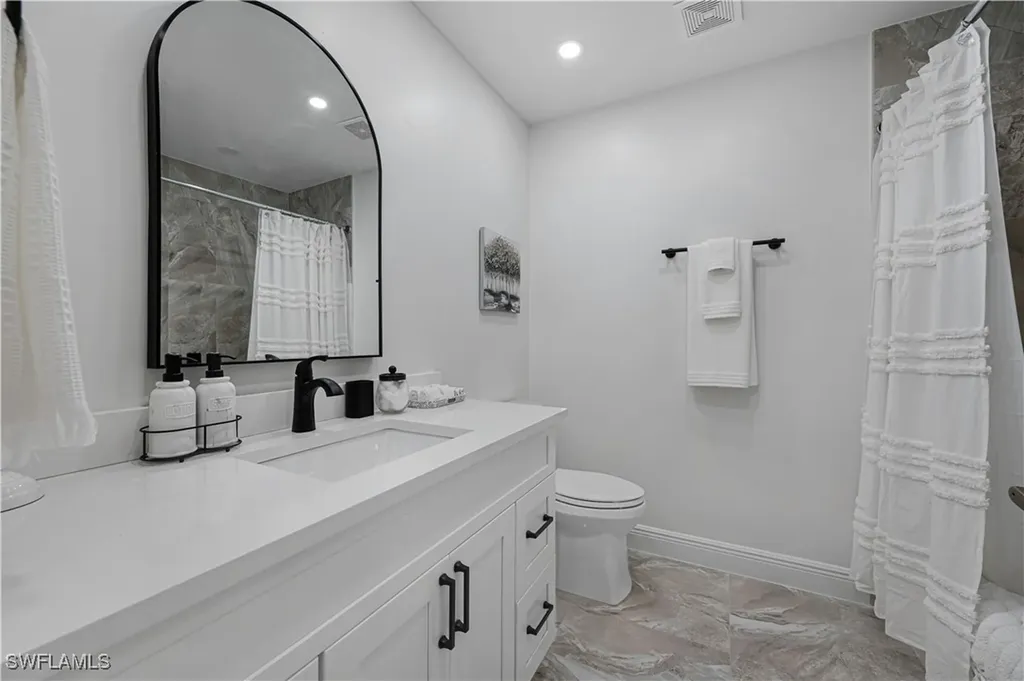 7632 Oleander Gate Drive Naples FL 34109