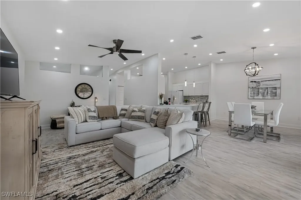 7632 Oleander Gate Drive Naples FL 34109