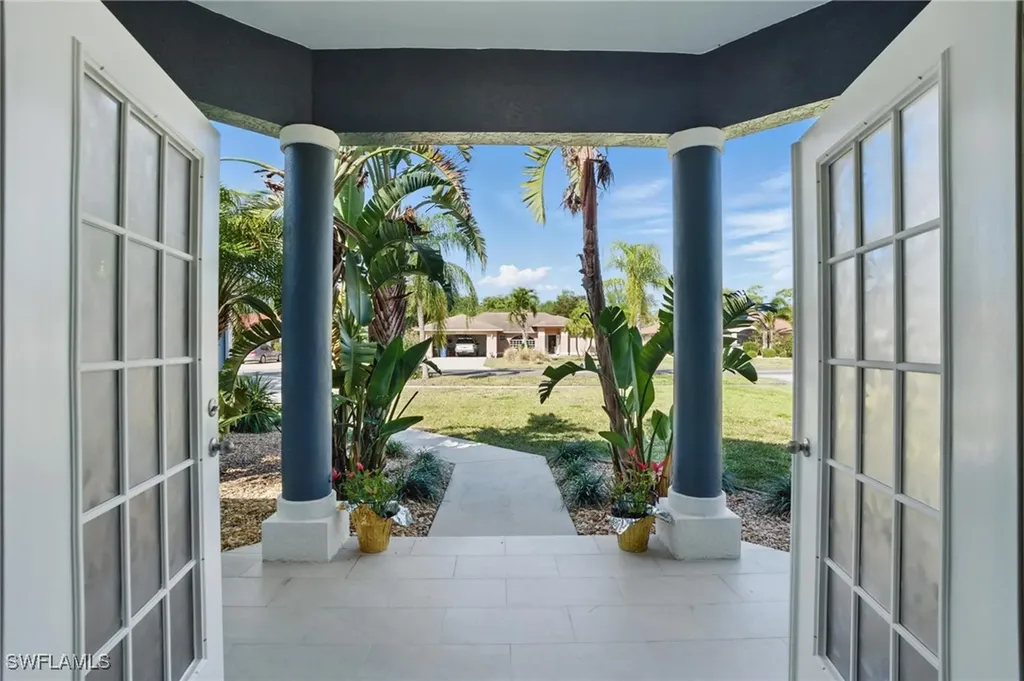 13740 Willow Bridge Drive North Fort Myers FL 33903