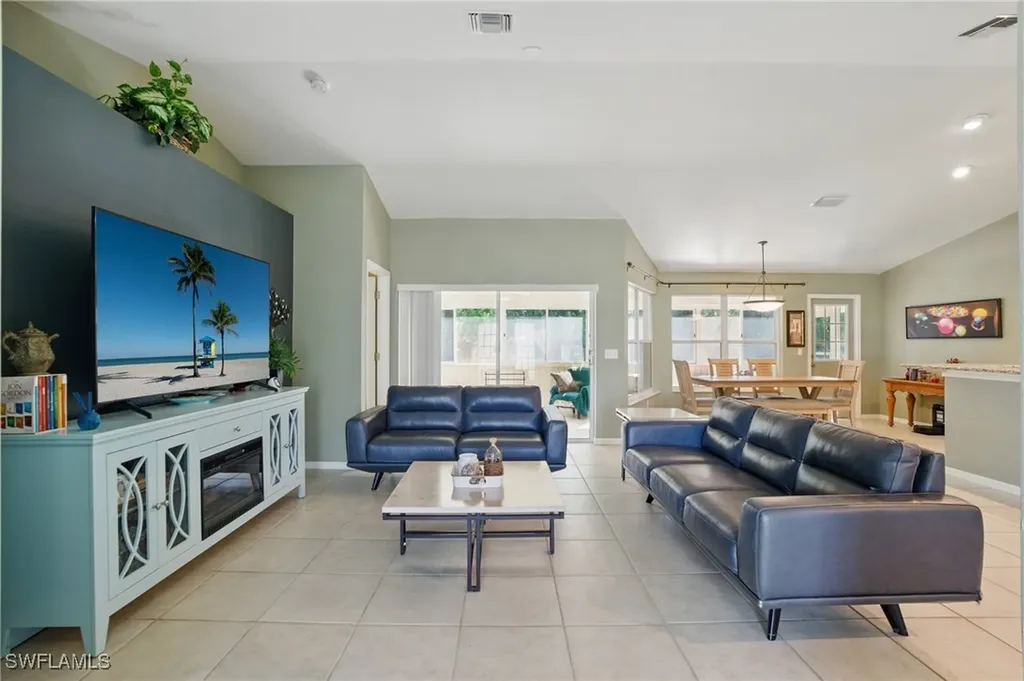 13740 Willow Bridge Drive North Fort Myers FL 33903