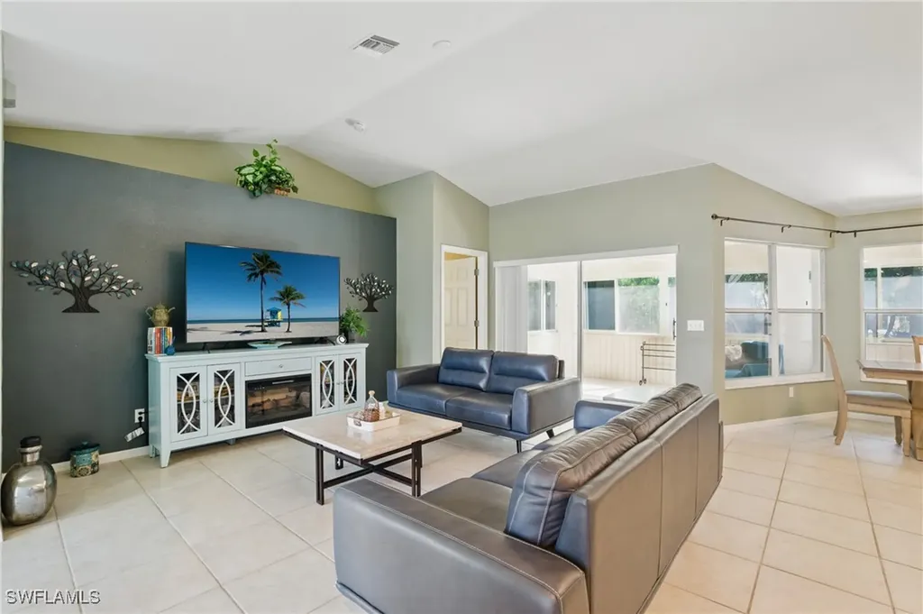 13740 Willow Bridge Drive North Fort Myers FL 33903