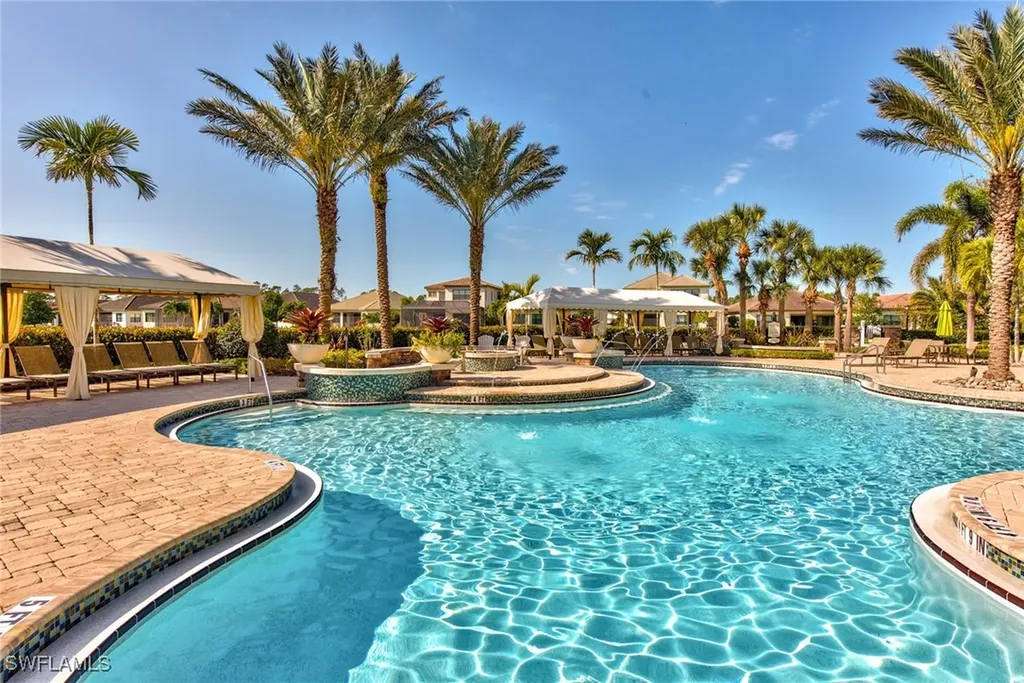 9134 Woodhurst Drive Naples FL 34120