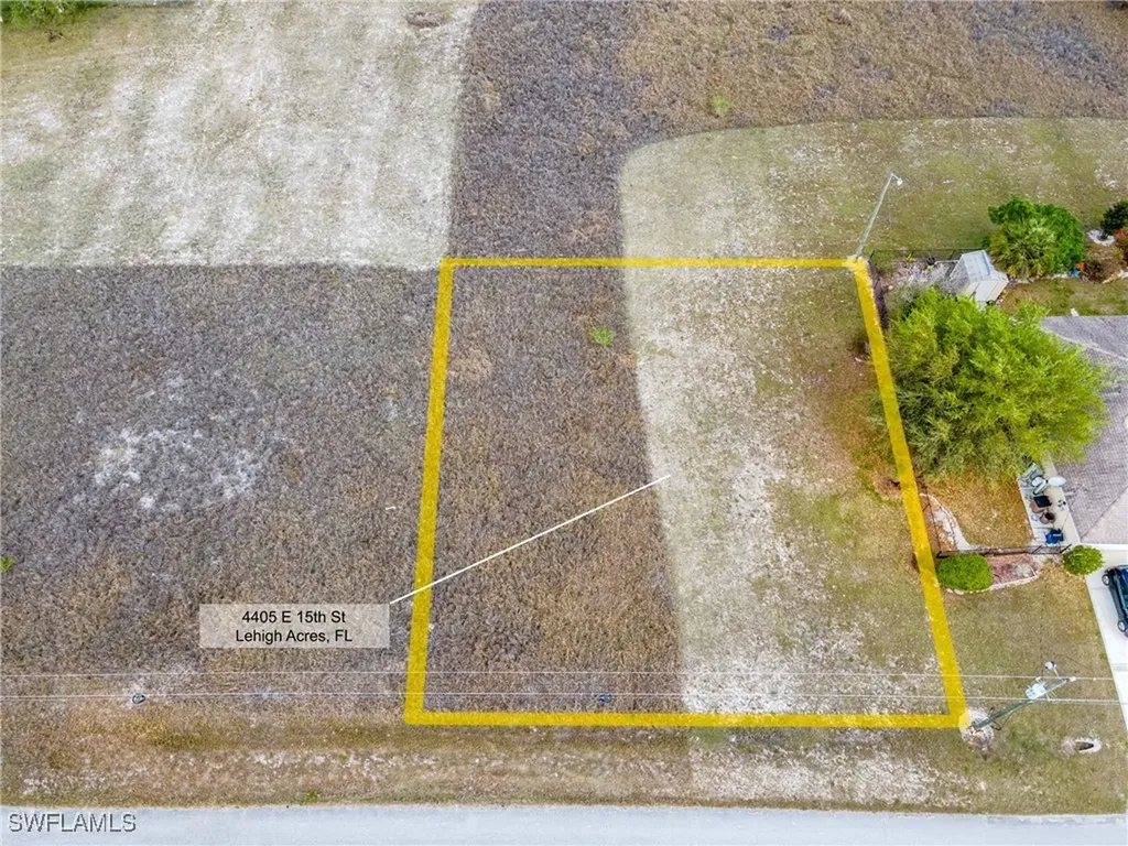 4405 E 15th Street Lehigh Acres FL 33972