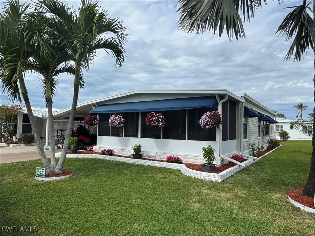 84 Enchanting Boulevard Naples FL 34112