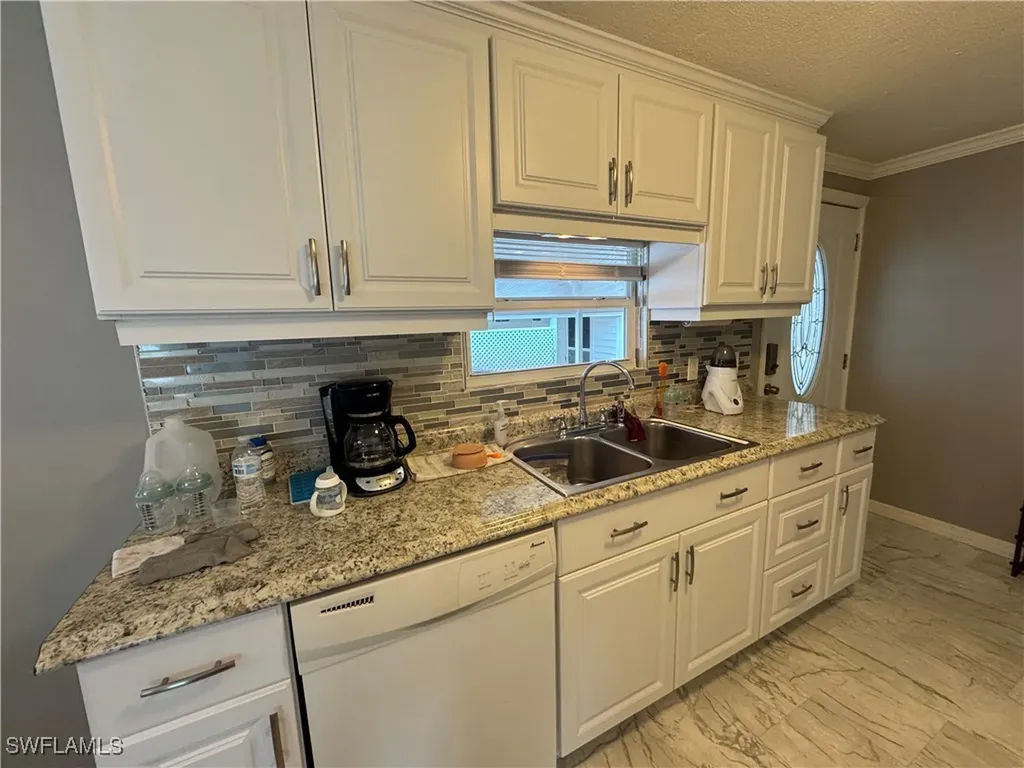 84 Enchanting Boulevard Naples FL 34112