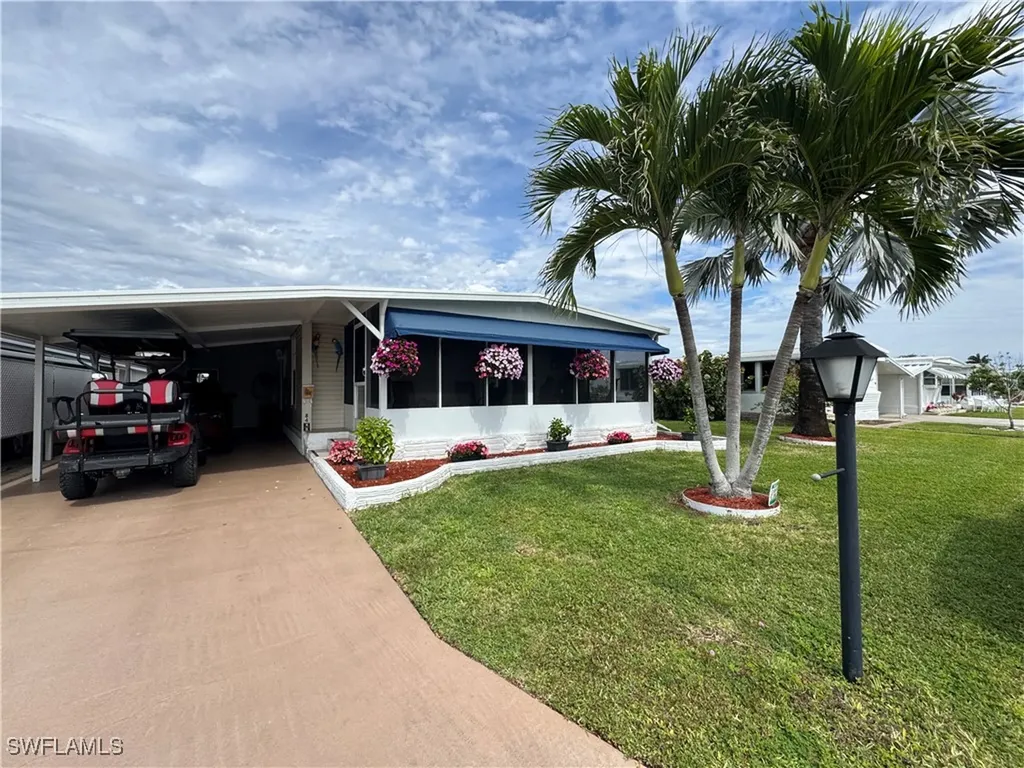 84 Enchanting Boulevard Naples FL 34112
