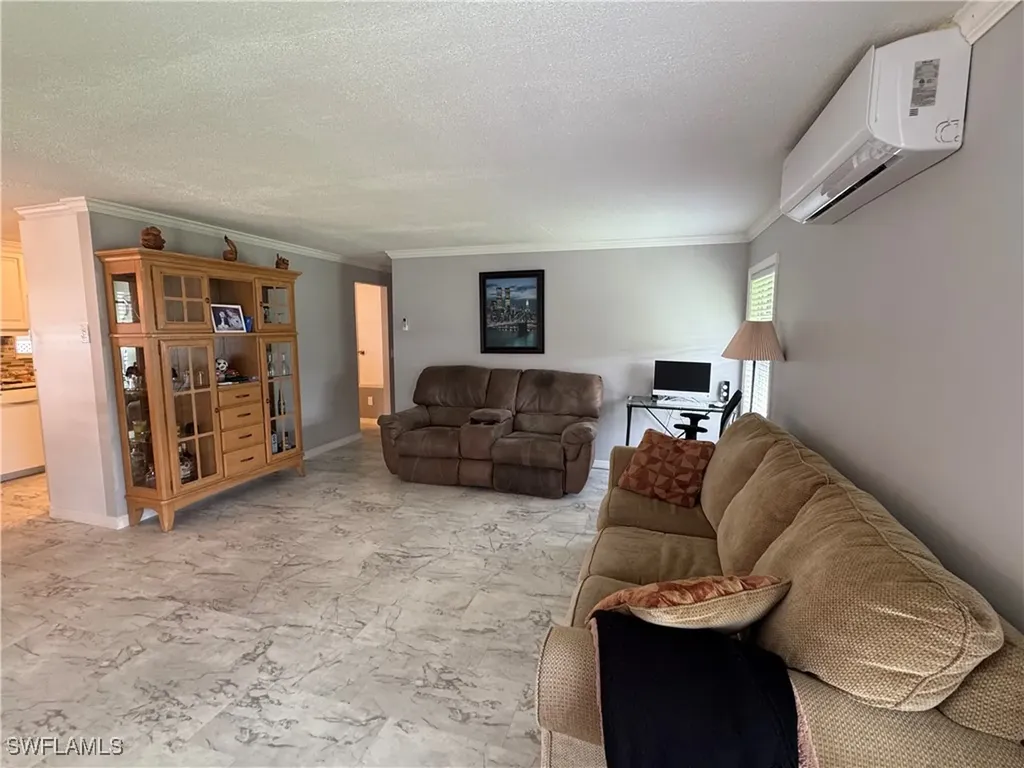 84 Enchanting Boulevard Naples FL 34112