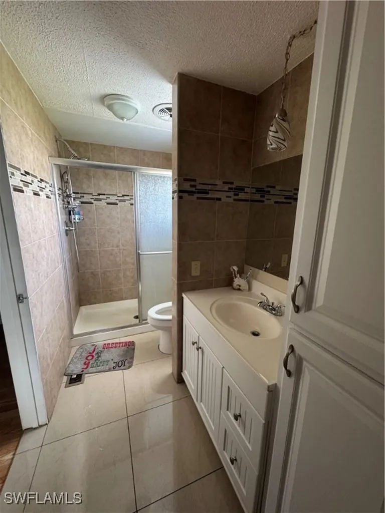 84 Enchanting Boulevard Naples FL 34112