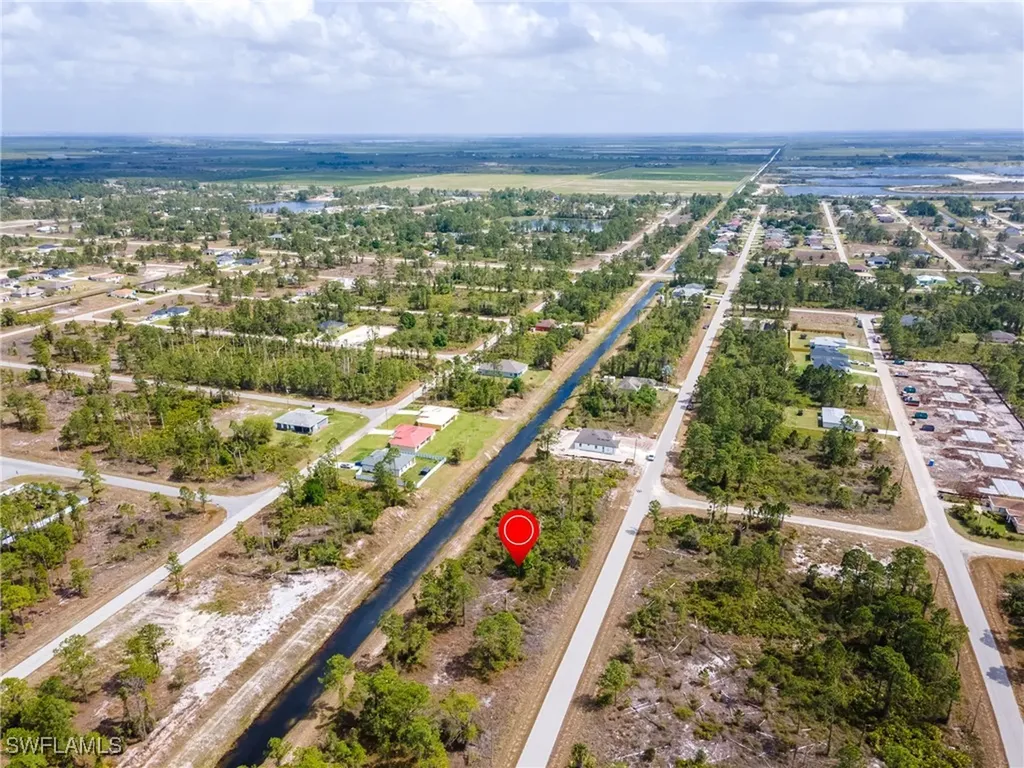 1129 Damen Street E Lehigh Acres FL 33974