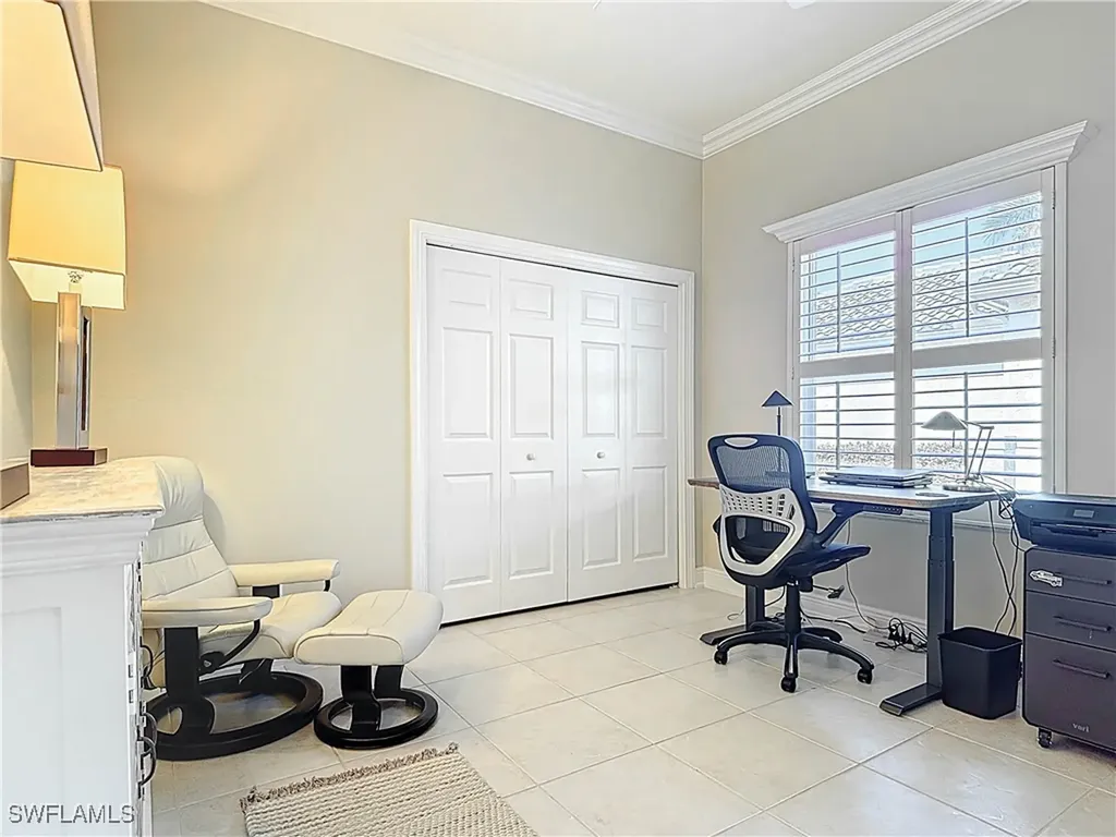 715 Vistana Circle Naples FL 34119