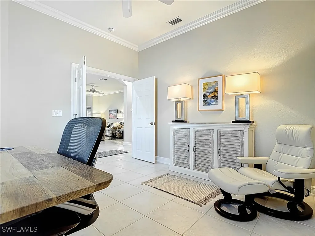 715 Vistana Circle Naples FL 34119