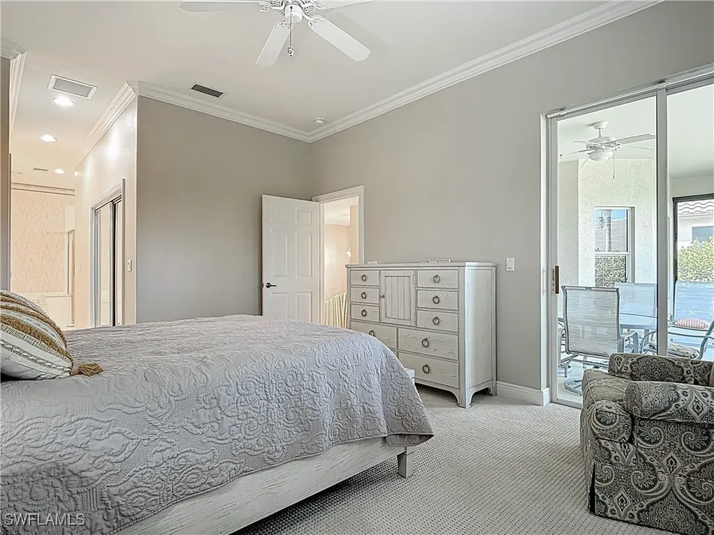 715 Vistana Circle Naples FL 34119