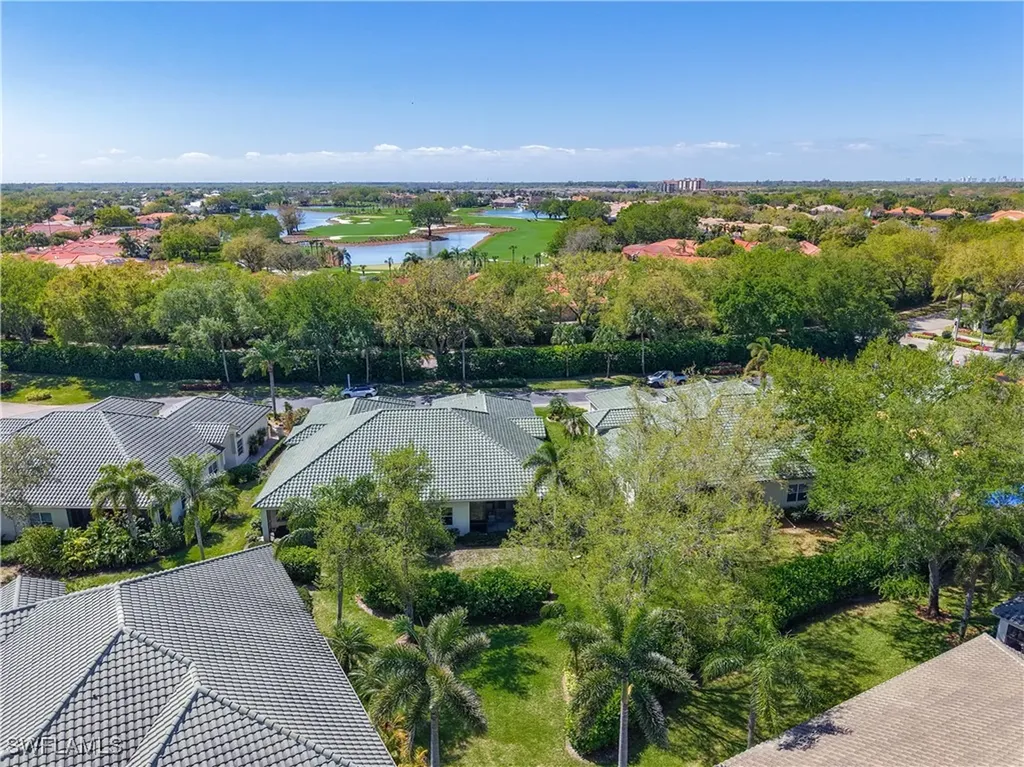 715 Vistana Circle Naples FL 34119