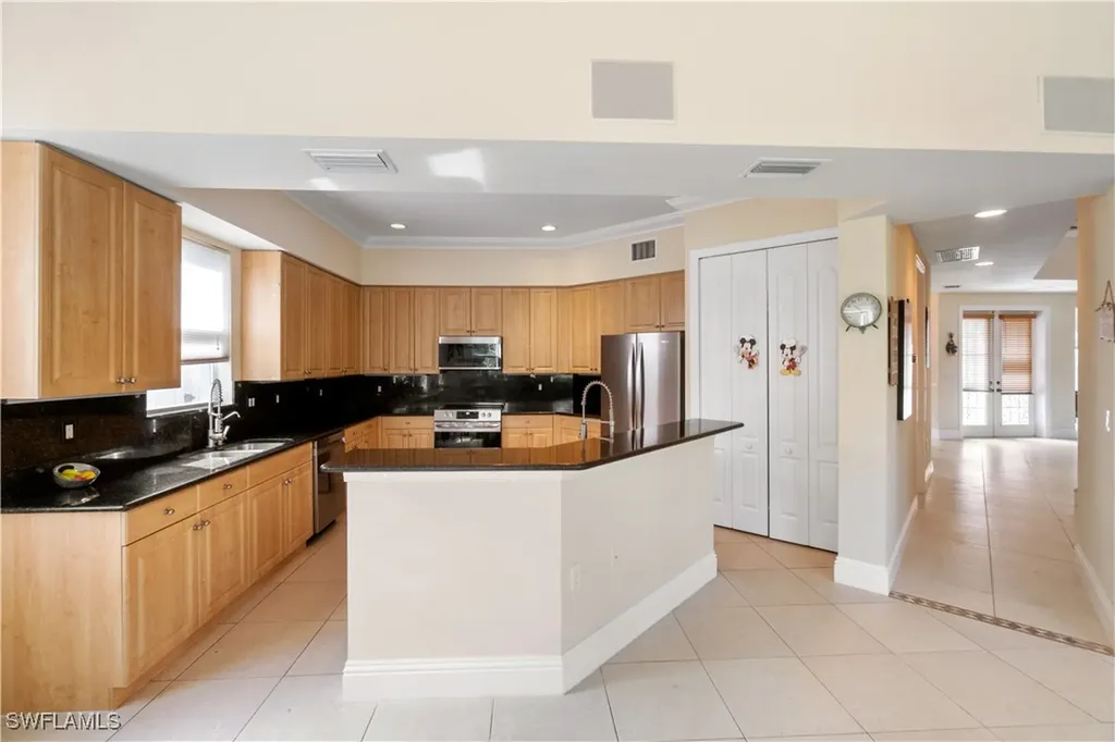 6181 Hidden Oaks Lane Naples FL 34119