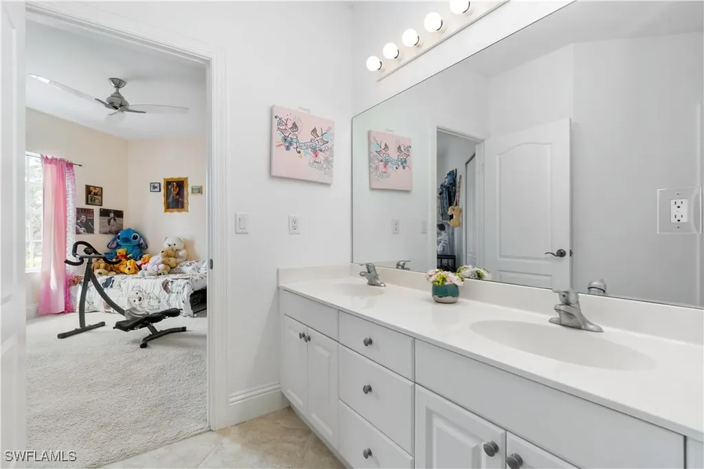 6181 Hidden Oaks Lane Naples FL 34119