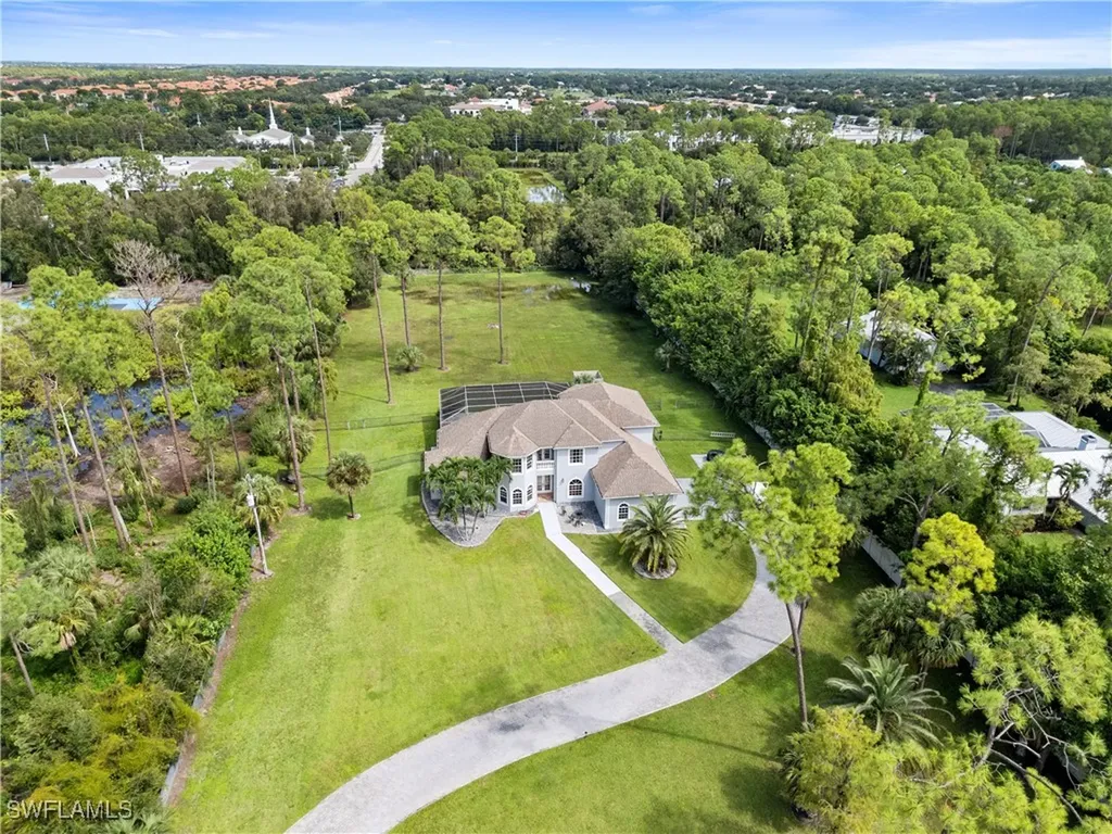 6181 Hidden Oaks Lane Naples FL 34119
