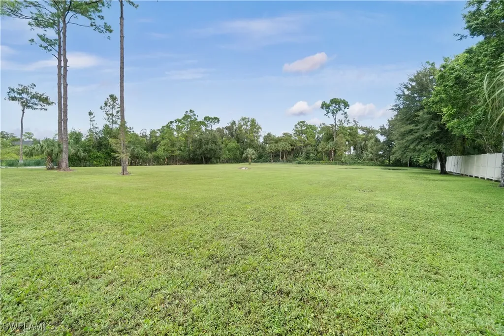 6181 Hidden Oaks Lane Naples FL 34119