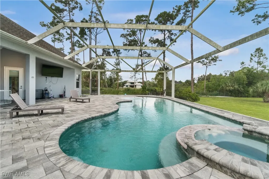 6181 Hidden Oaks Lane Naples FL 34119