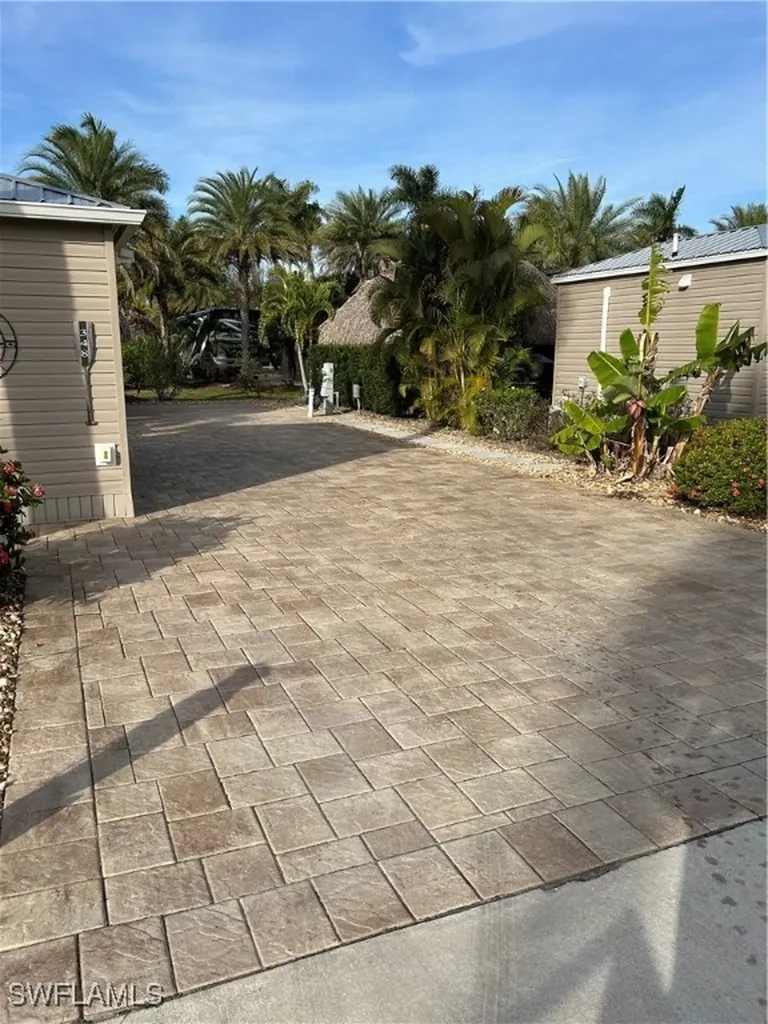 10331 Fire Flag Trail Fort Myers FL 33905