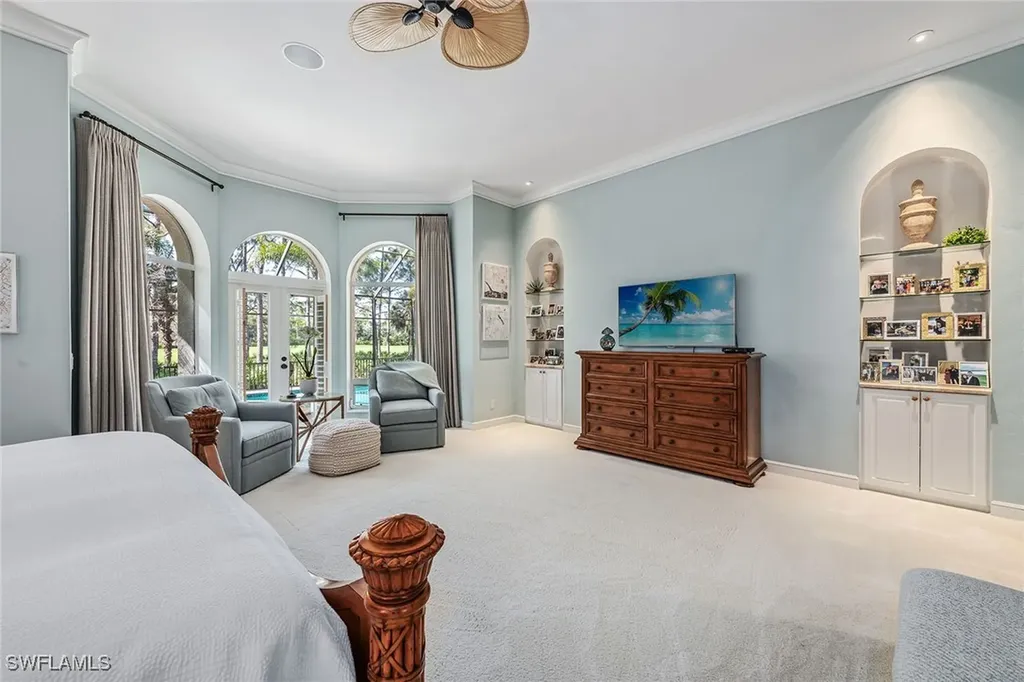 837 Barcarmil Way Naples FL 34110