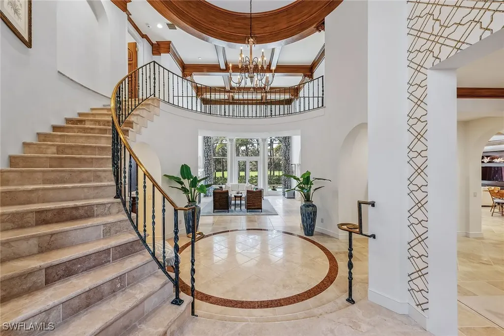 837 Barcarmil Way Naples FL 34110