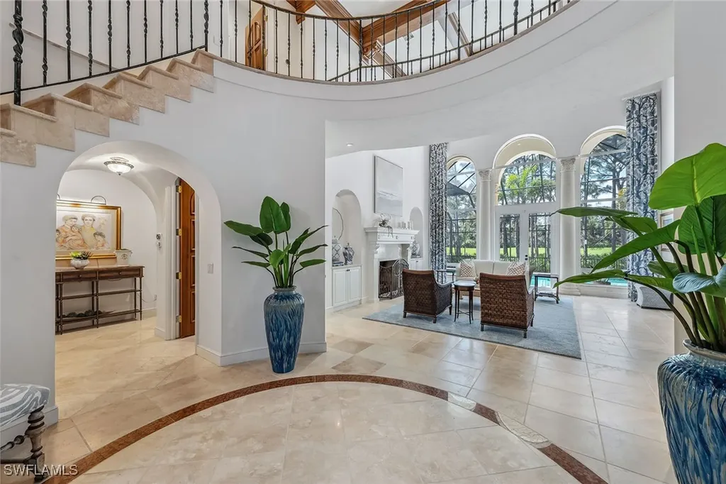 837 Barcarmil Way Naples FL 34110