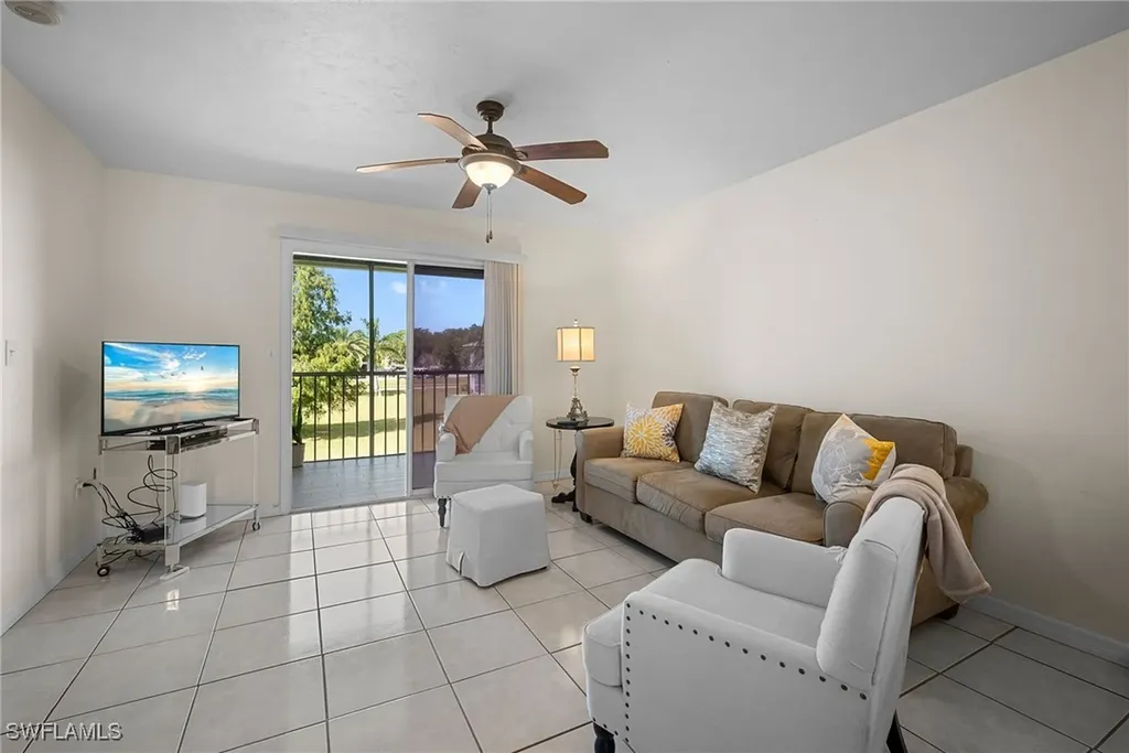 144 Cypress Way E Naples FL 34110