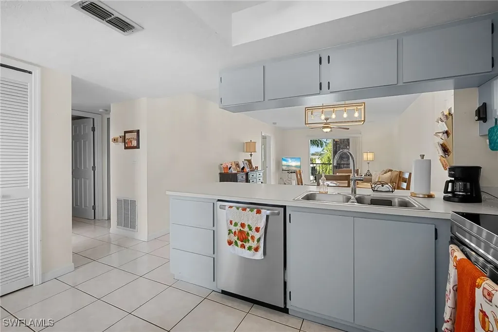 144 Cypress Way E Naples FL 34110