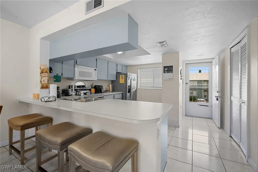 144 Cypress Way E Naples FL 34110