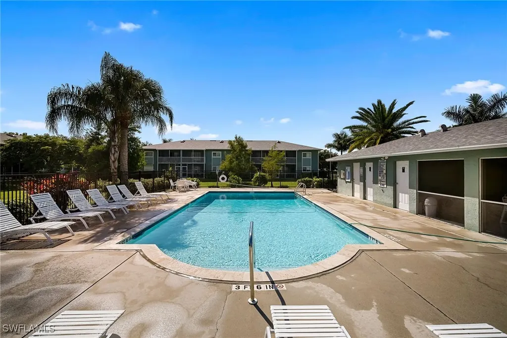 144 Cypress Way E Naples FL 34110