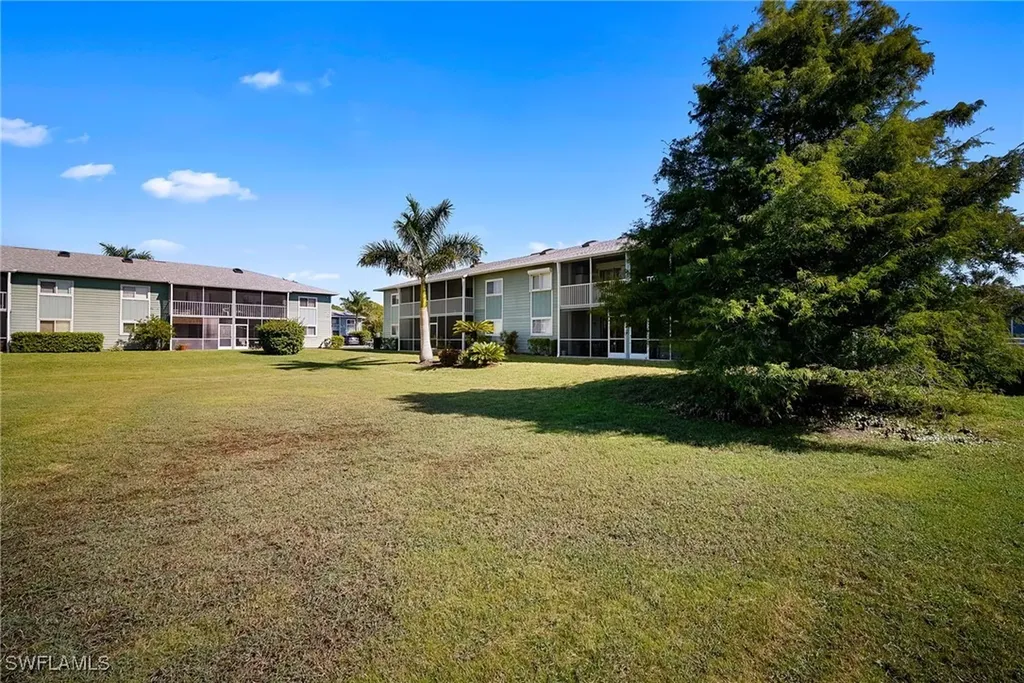 144 Cypress Way E Naples FL 34110