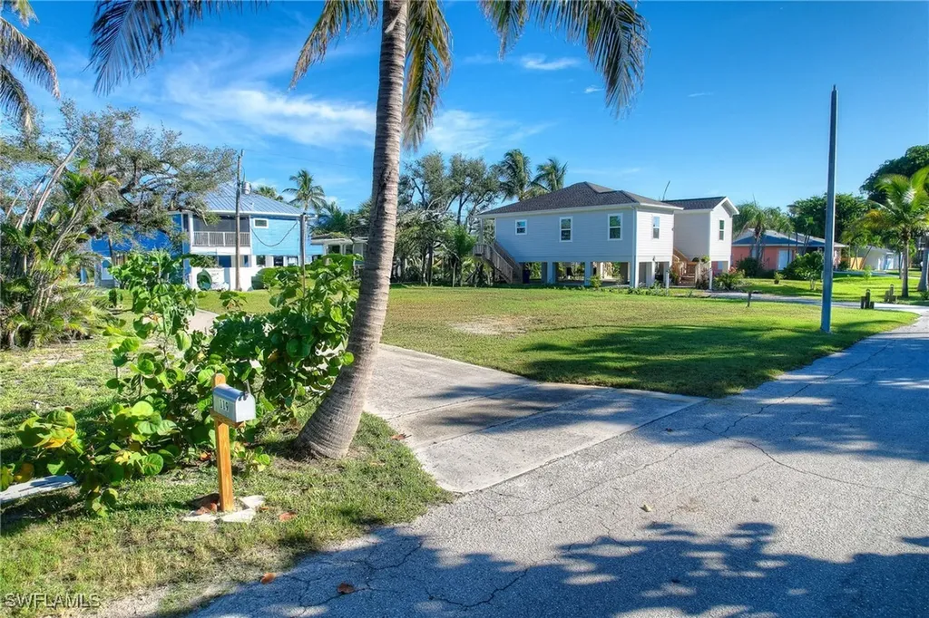 119 Sabal Drive Fort Myers Beach FL 33931