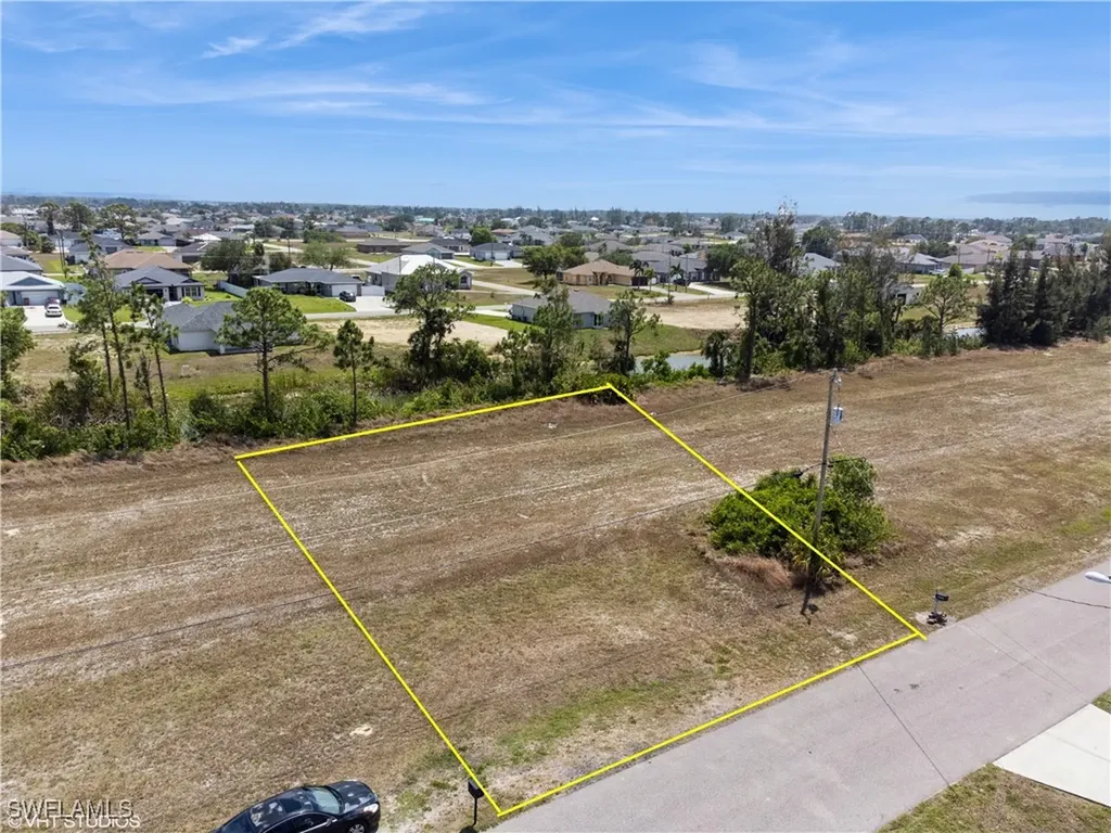 4011 NE 9th Avenue Cape Coral FL 33909