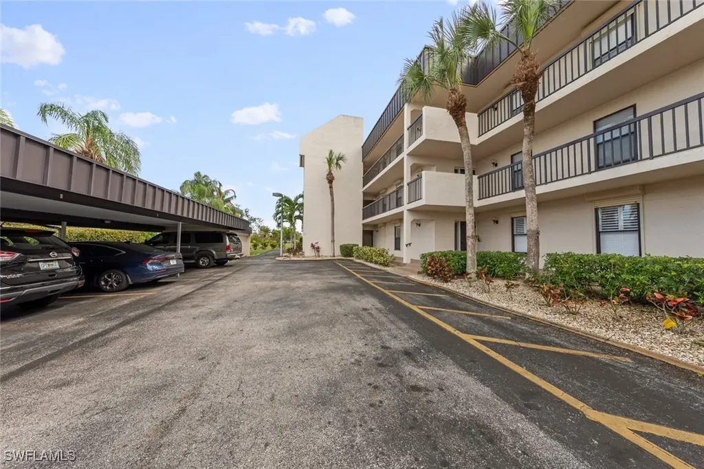 6979 Winkler Road Fort Myers FL 33919