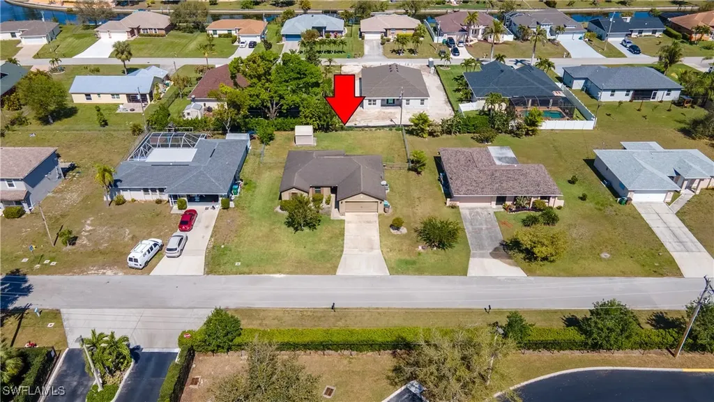 1045 NE 2nd Street Cape Coral FL 33909