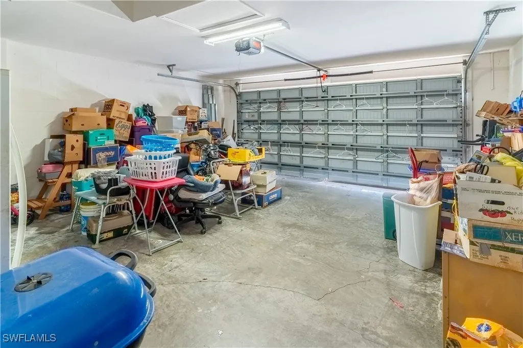 1045 NE 2nd Street Cape Coral FL 33909