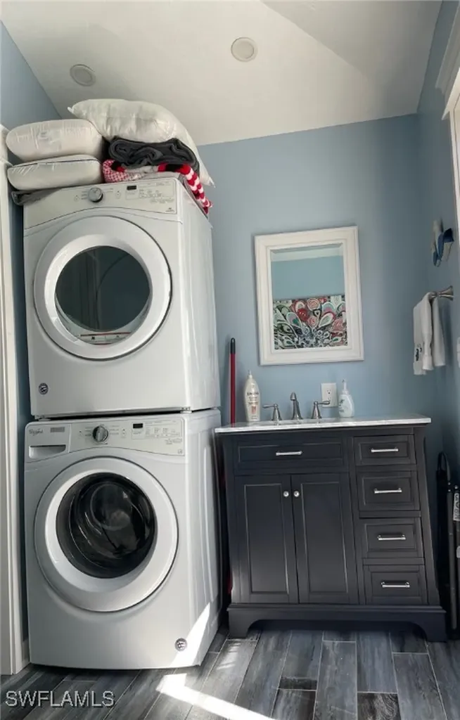 5301 Cypress Trail Resort Circle Fort Myers FL 33905