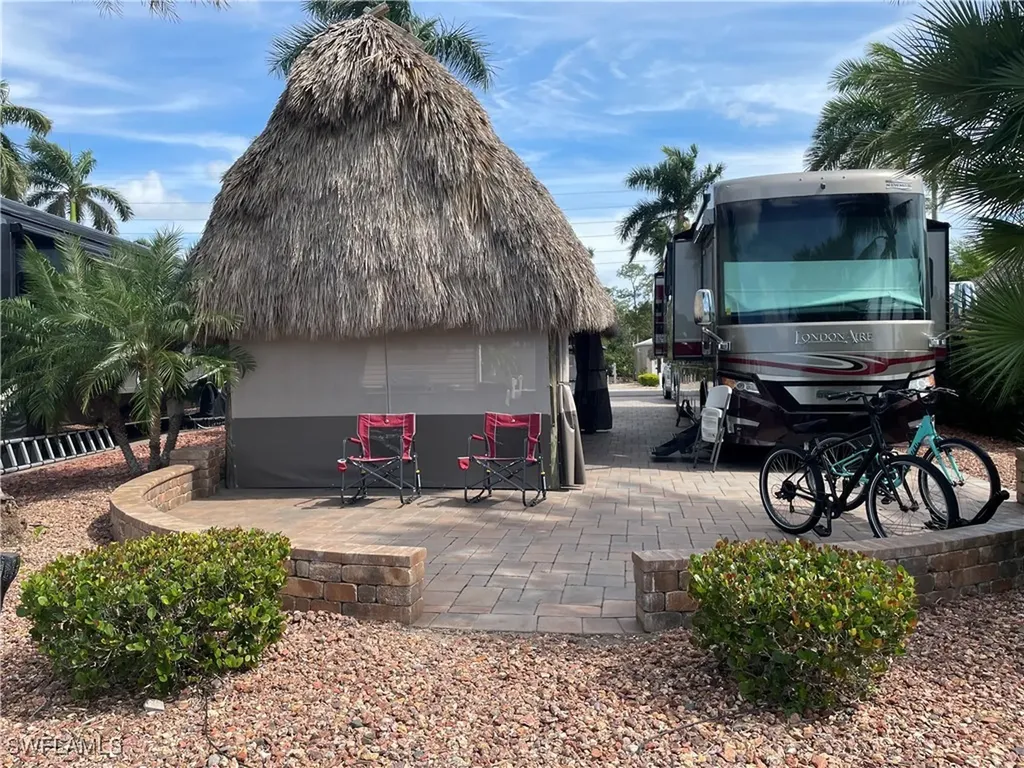 5301 Cypress Trail Resort Circle Fort Myers FL 33905