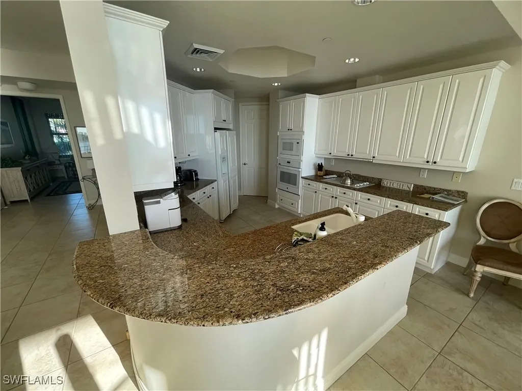 1079 Bald Eagle Drive Marco Island FL 34145