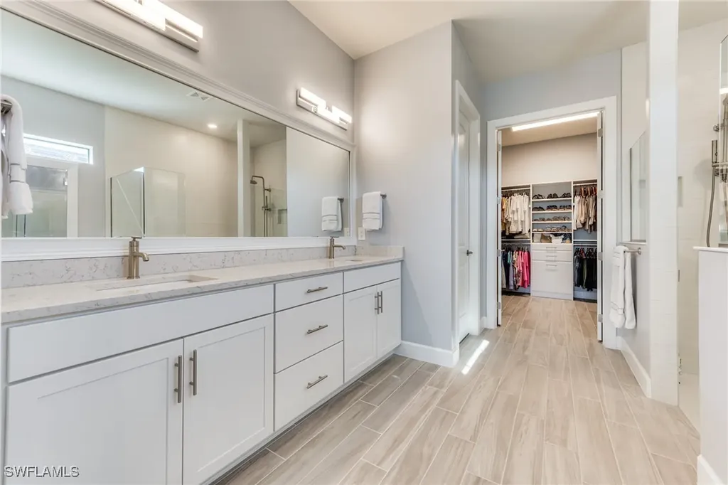 9604 Everglades Drive Naples FL 34120