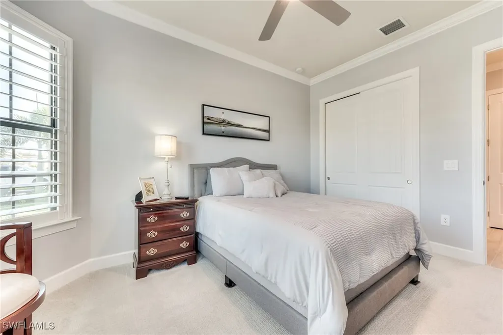 9604 Everglades Drive Naples FL 34120