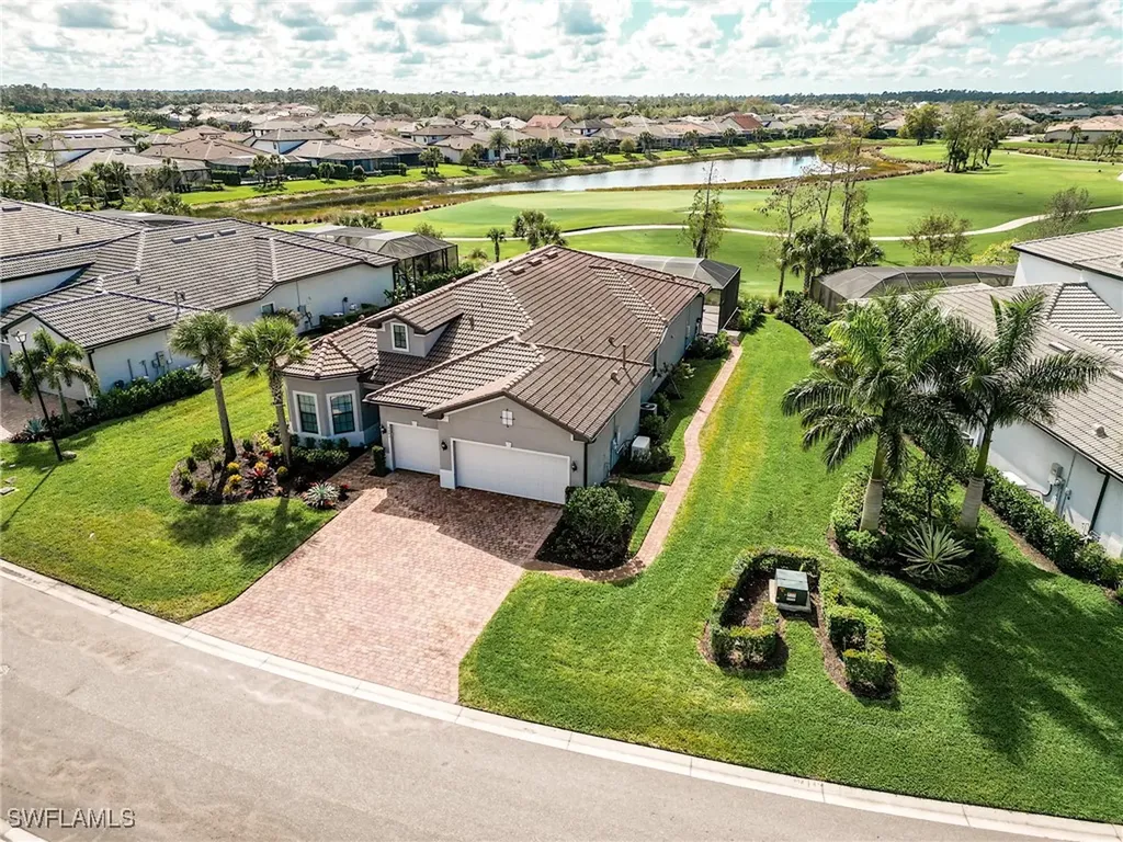 9604 Everglades Drive Naples FL 34120